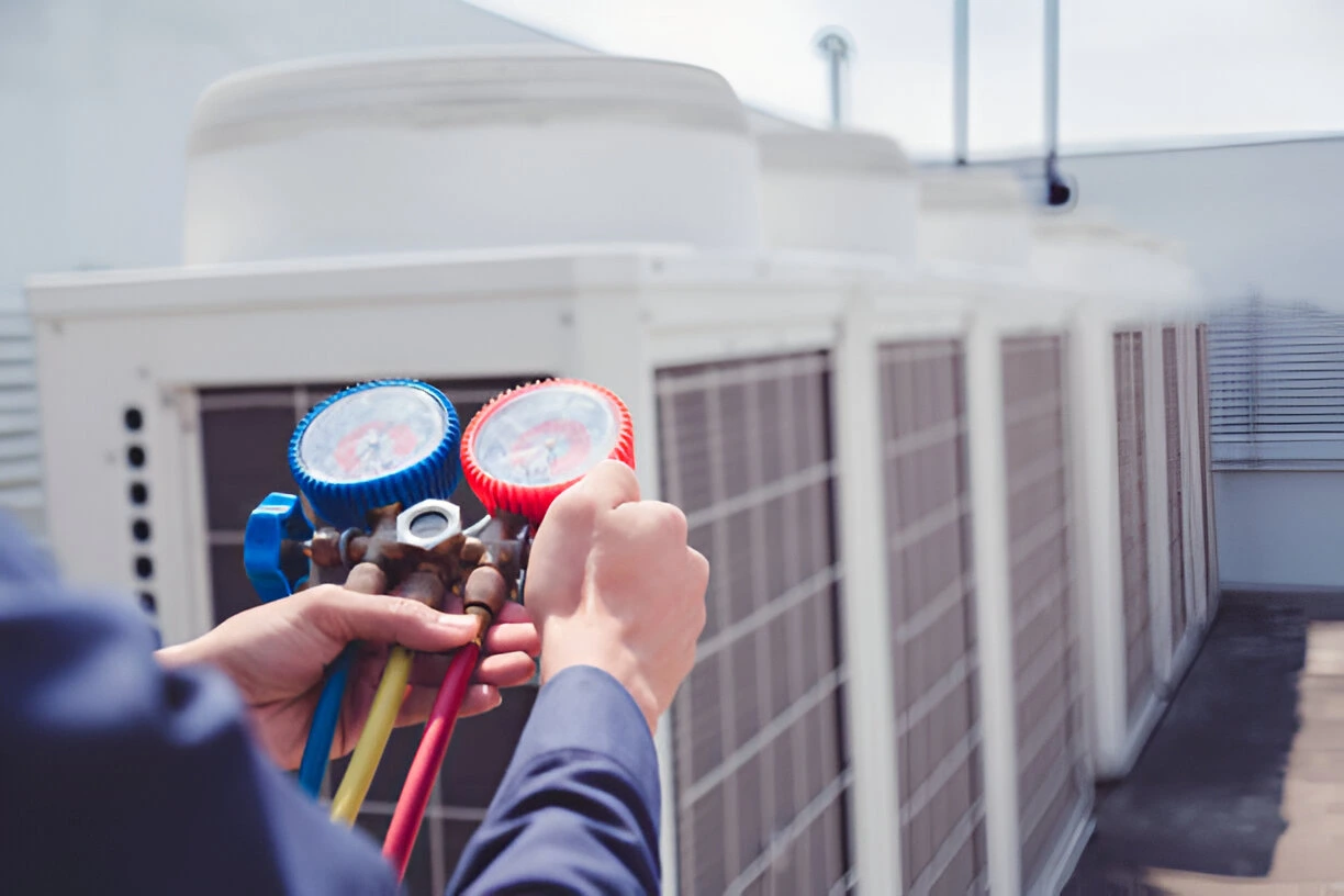Home 14 Technician delivering comprehensive HVAC solutions for residential cooling